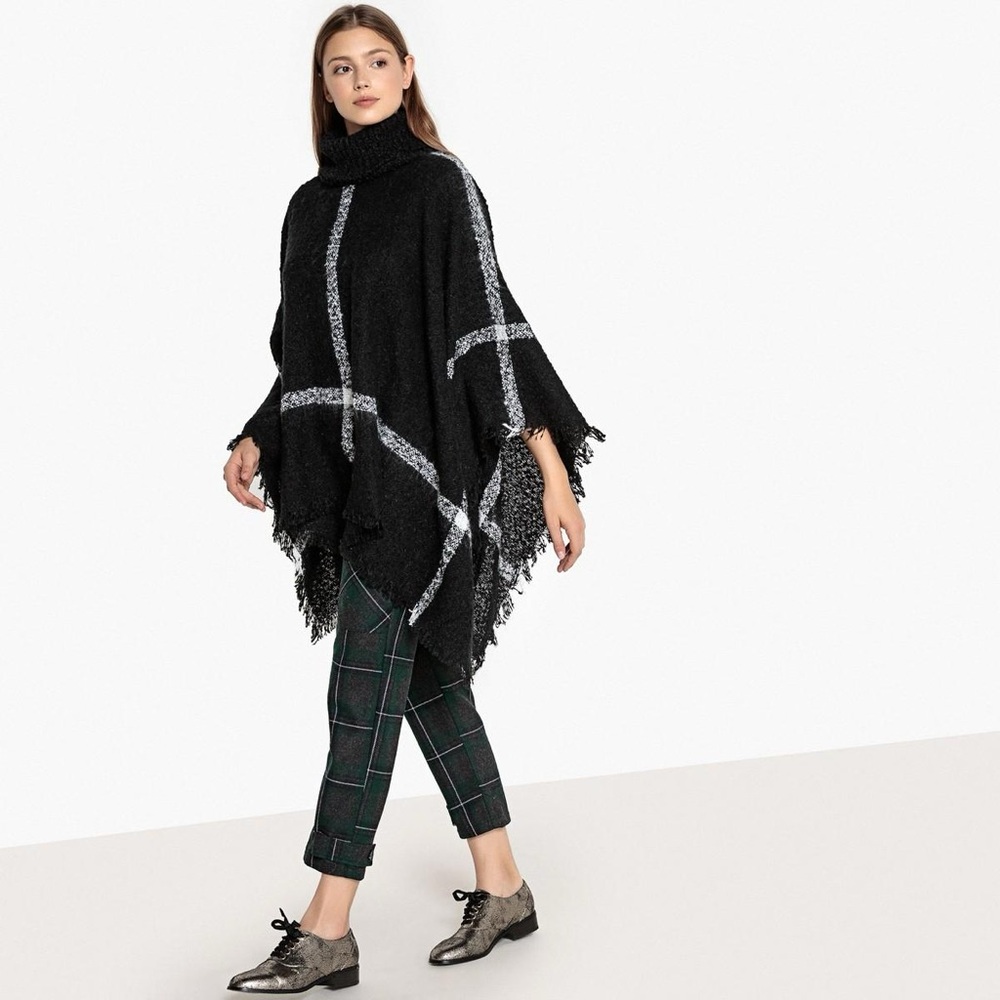 NWOT Chicos  Knit Cowl Neck Poncho-Large
